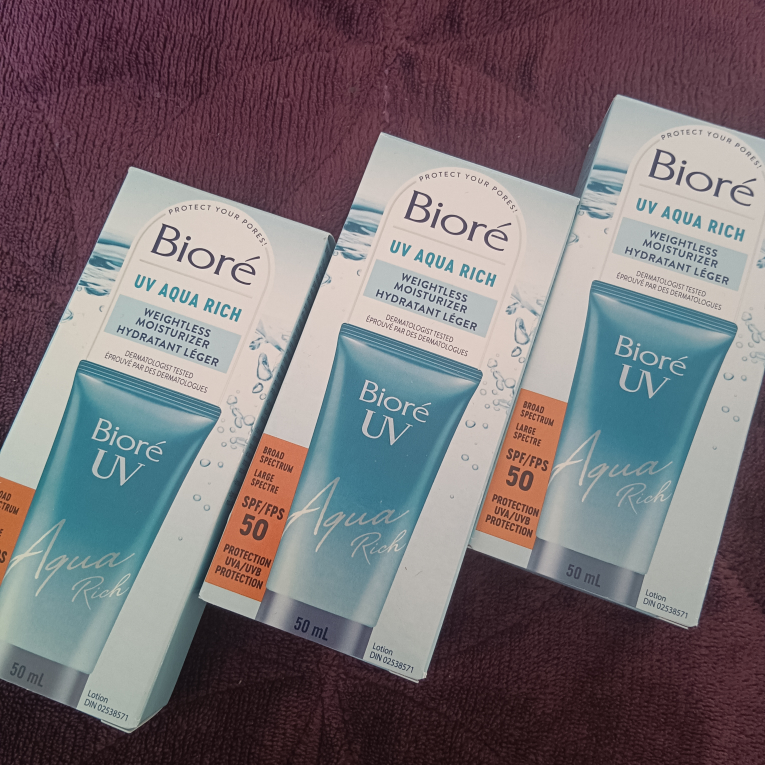 Biore UV Aqua Rich Weightless Moisturizer SPF 50