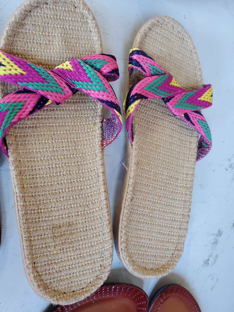 Assorted Women's Sandals - Gucci, Ikson, Unbranded - photo 5