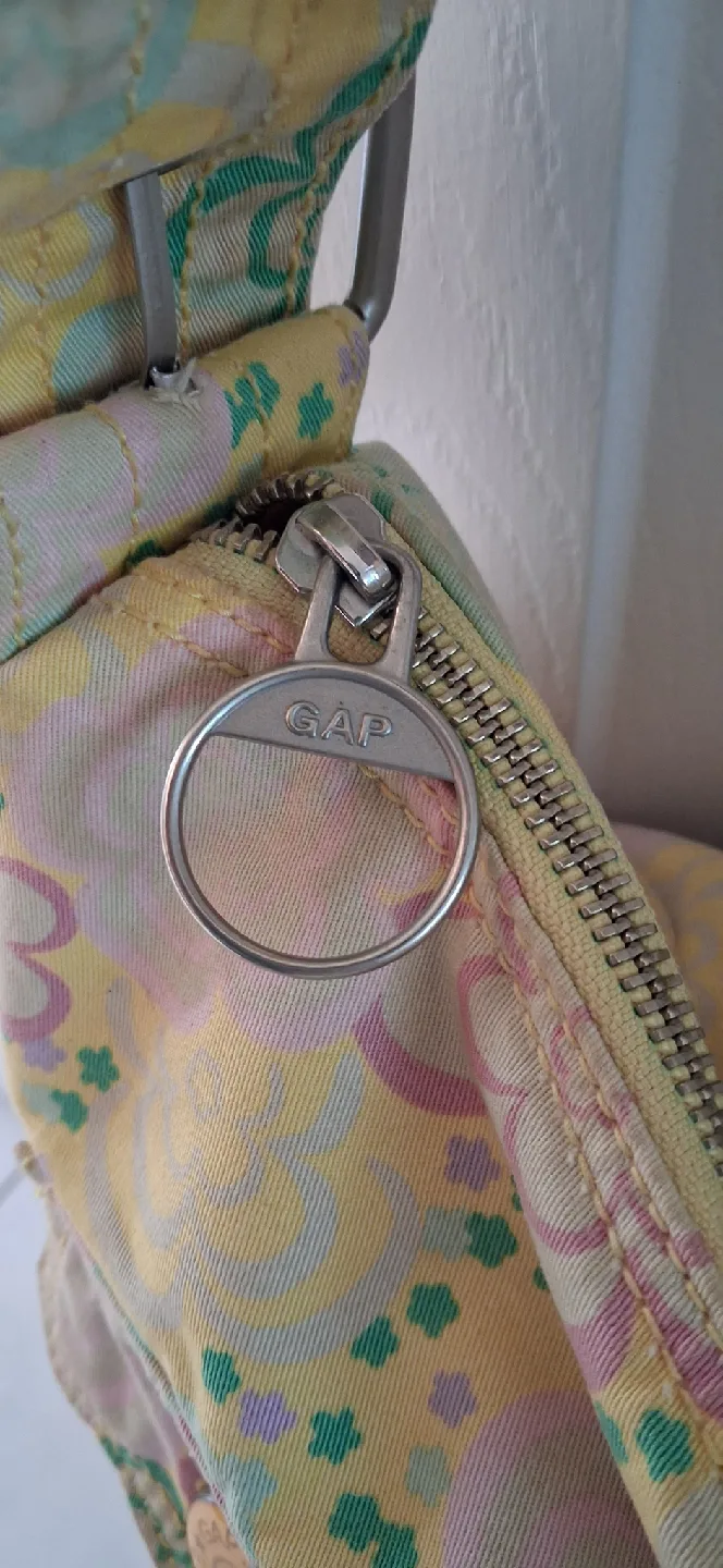 GAP Jeans Floral Shoulder Bag image indicator(4)