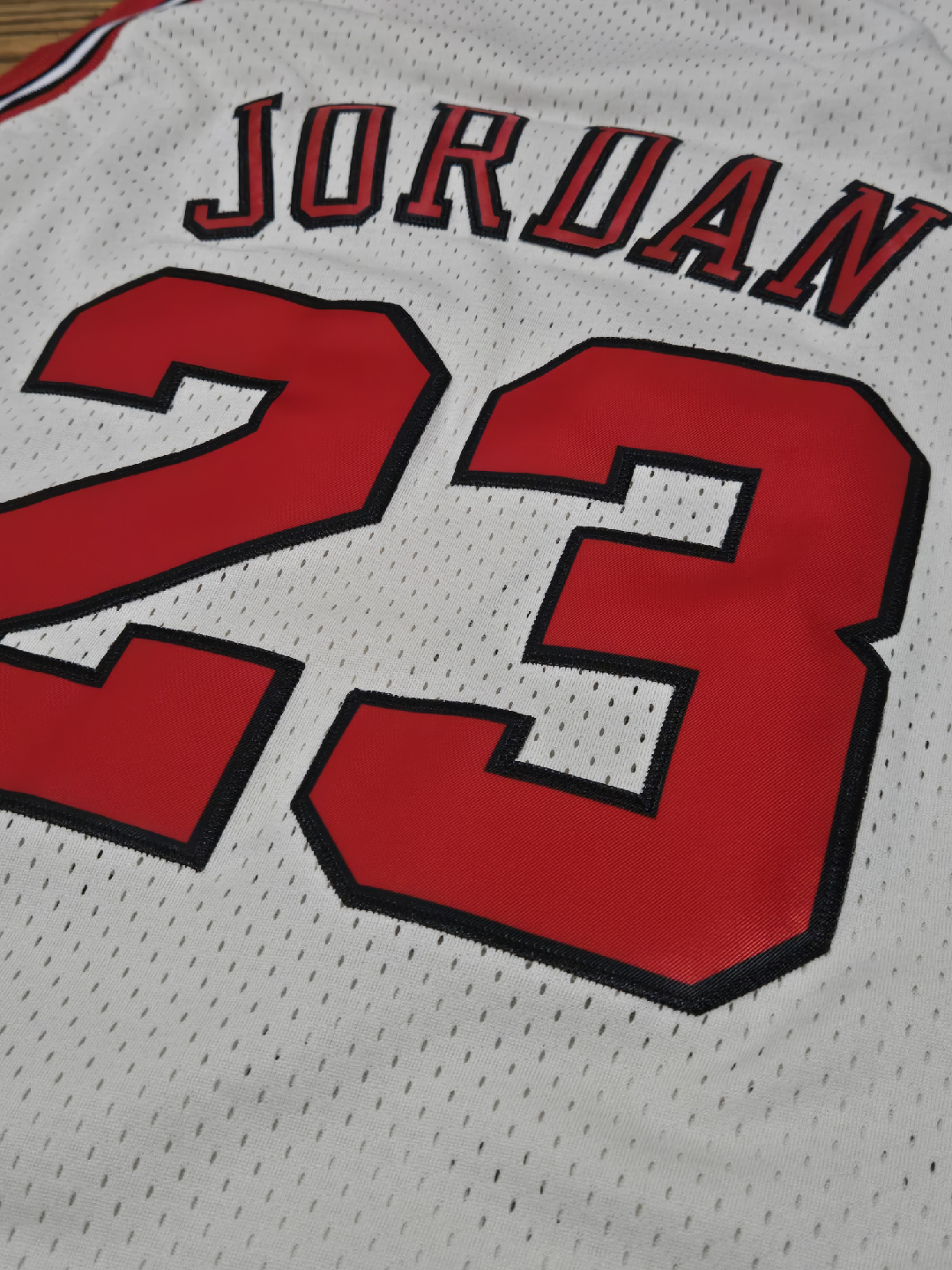 Michael Jordan Bulls Jersey M AND LG - photo 4