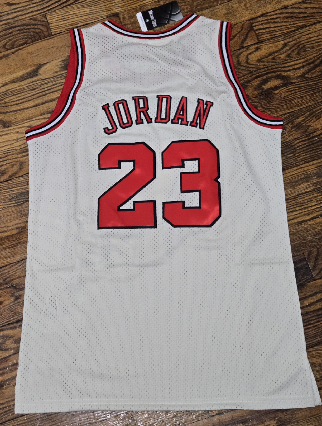 Michael Jordan Bulls Jersey M AND LG - photo 5