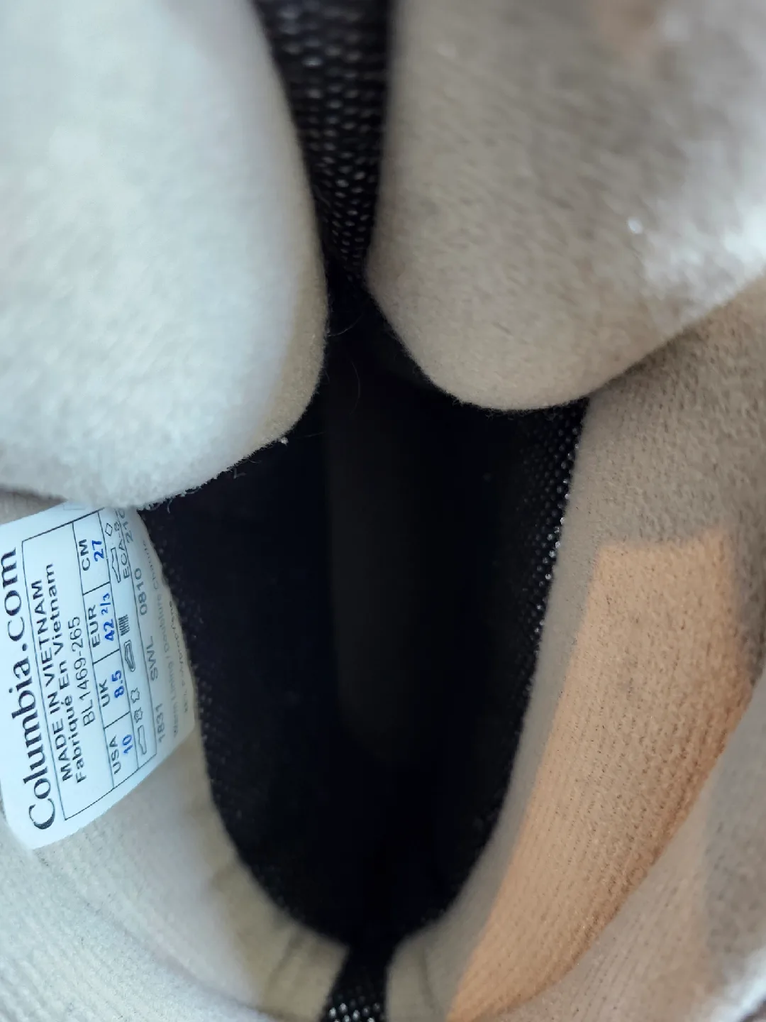 Columbia Winter Boots - Men's Size 10 (EU 42 2/3) image indicator(7)