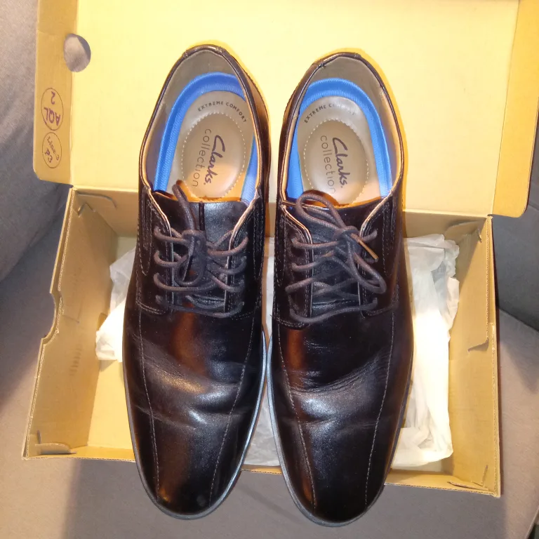Men's Clarks dress shoes. Size 10-1/2. Worn once. Great shape thumbnail