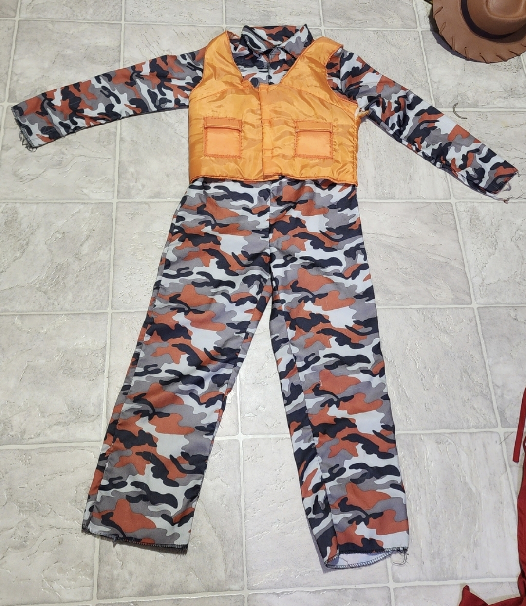 Brand New Like Kid Costume Size 7-9
