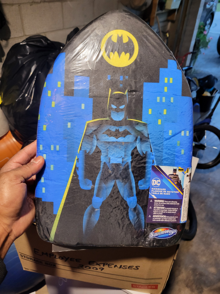 SwimWays DC Batman Kickboard - New in Package!