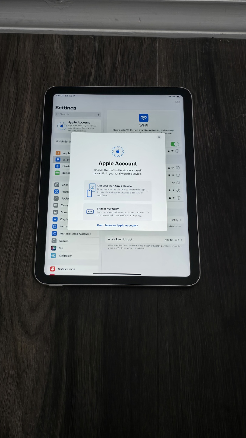 256GB Apple iPad (10th Generation) 10.9″ —Wi-Fi, in Silver - photo 4