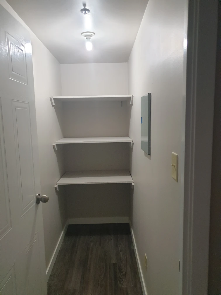 2 bedroom condo for rent - photo 2