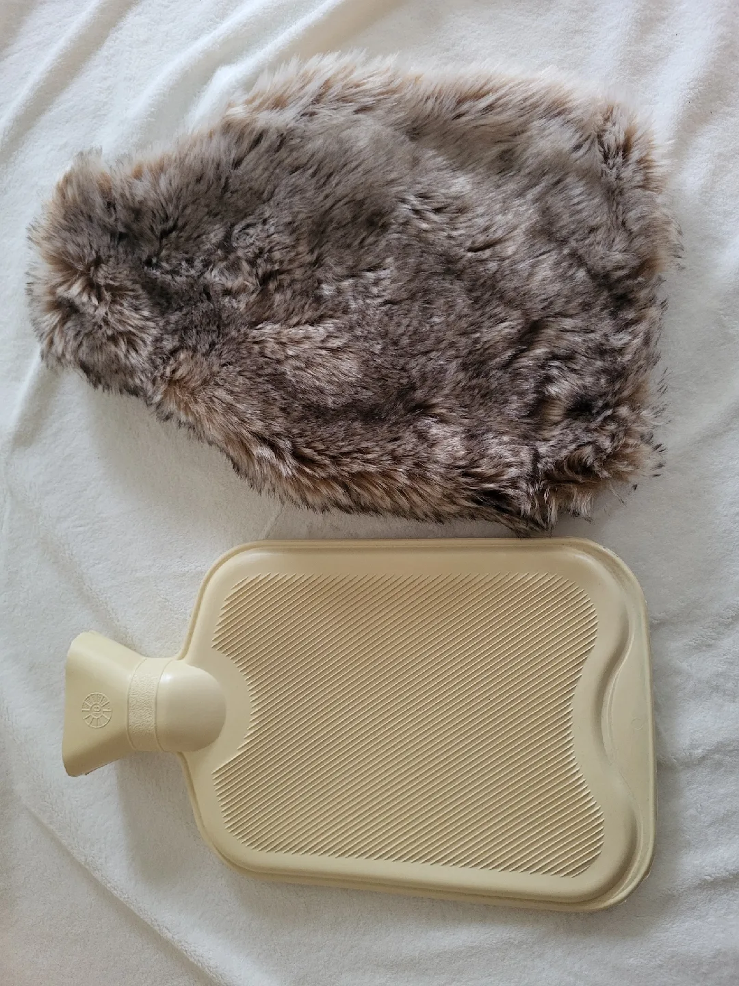 Hot Water Bottle with Faux Fur Cover thumbnail