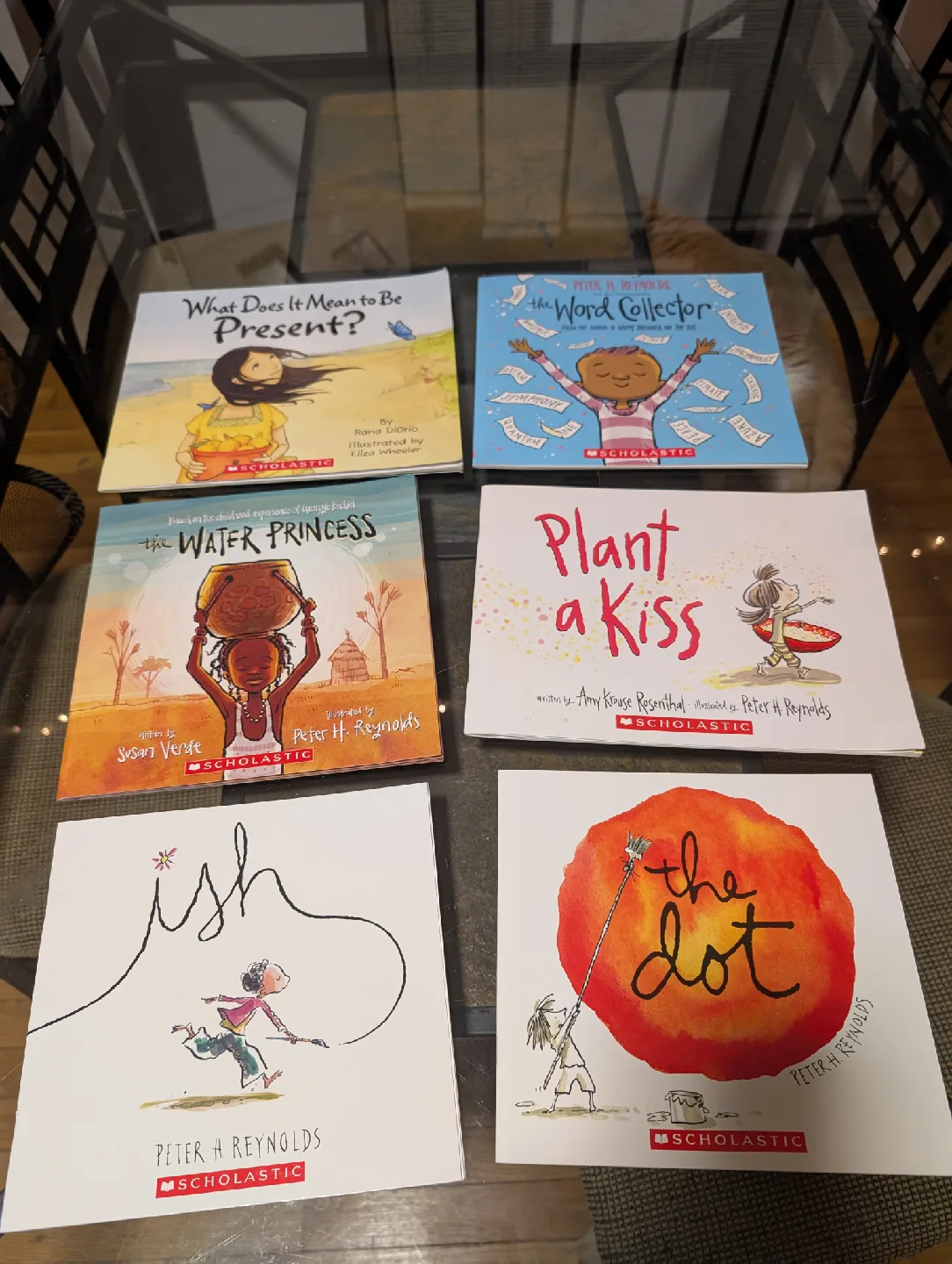 Children's Books - Scholastic image indicator(2)