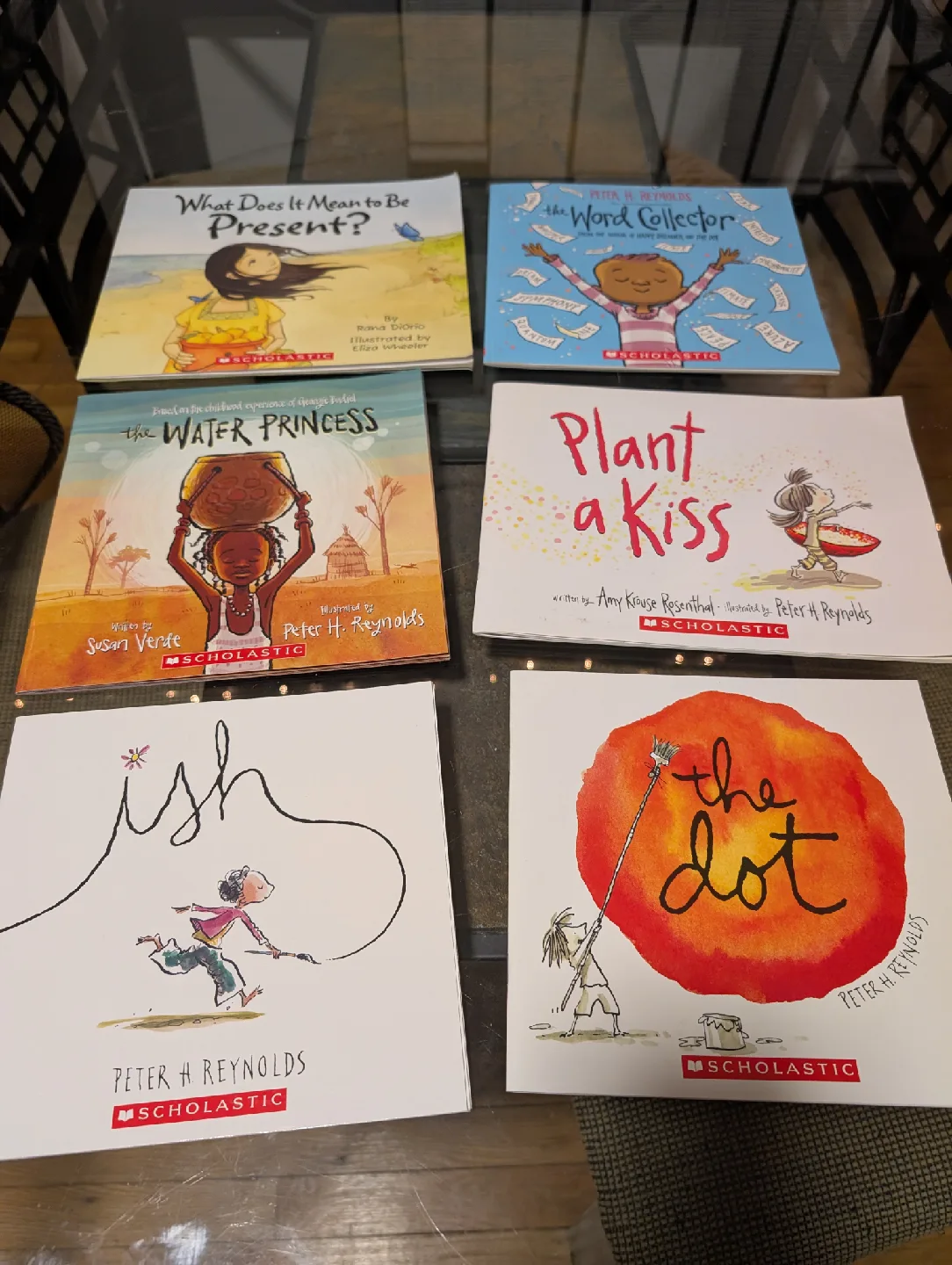 Children's Books - Scholastic image indicator(5)