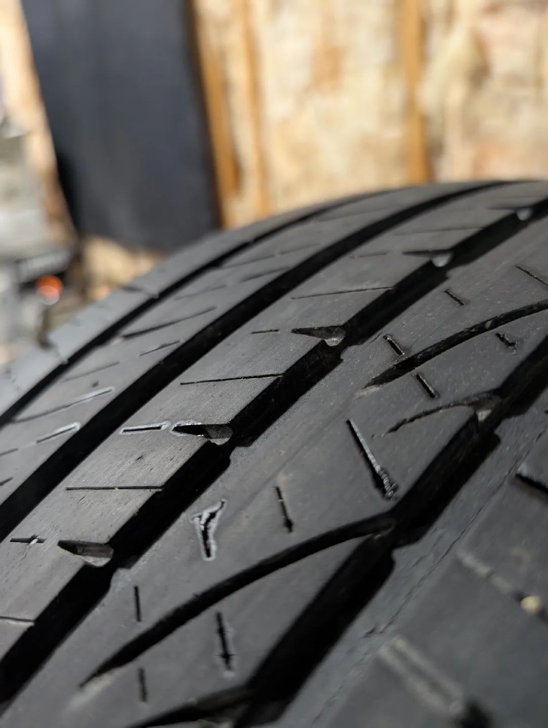 (2)-245/55R19 Hankook Ventus S1 Nobel 2 All Season Tires thumbnail