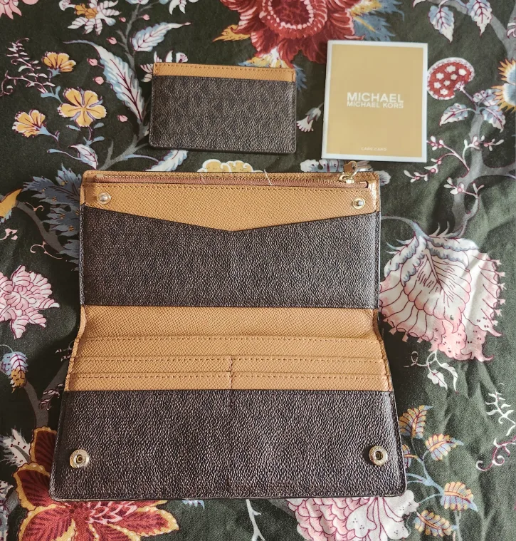 Michael Kors Satchel Purse Set image indicator(8)