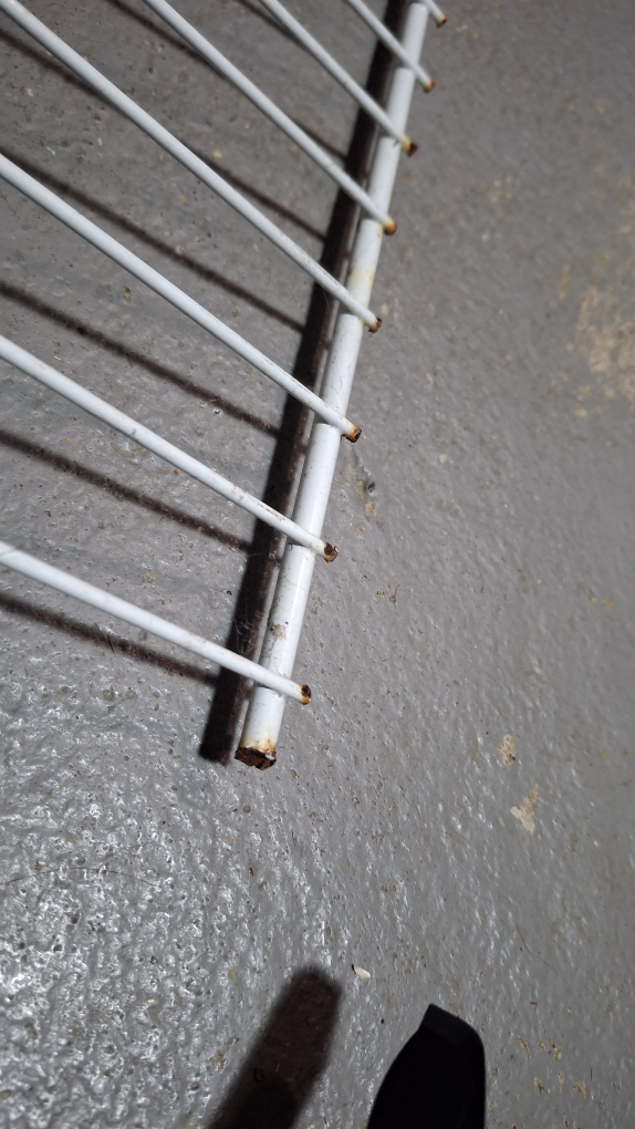 White Wire Shelf - photo 4
