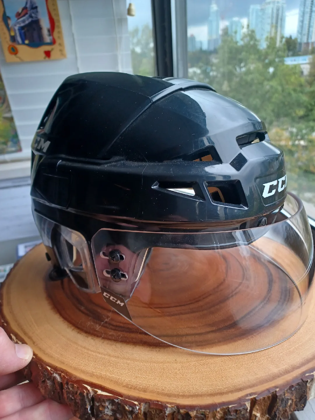 CCM Hockey Helmet with Visor - Black M | rarely worn image indicator(2)