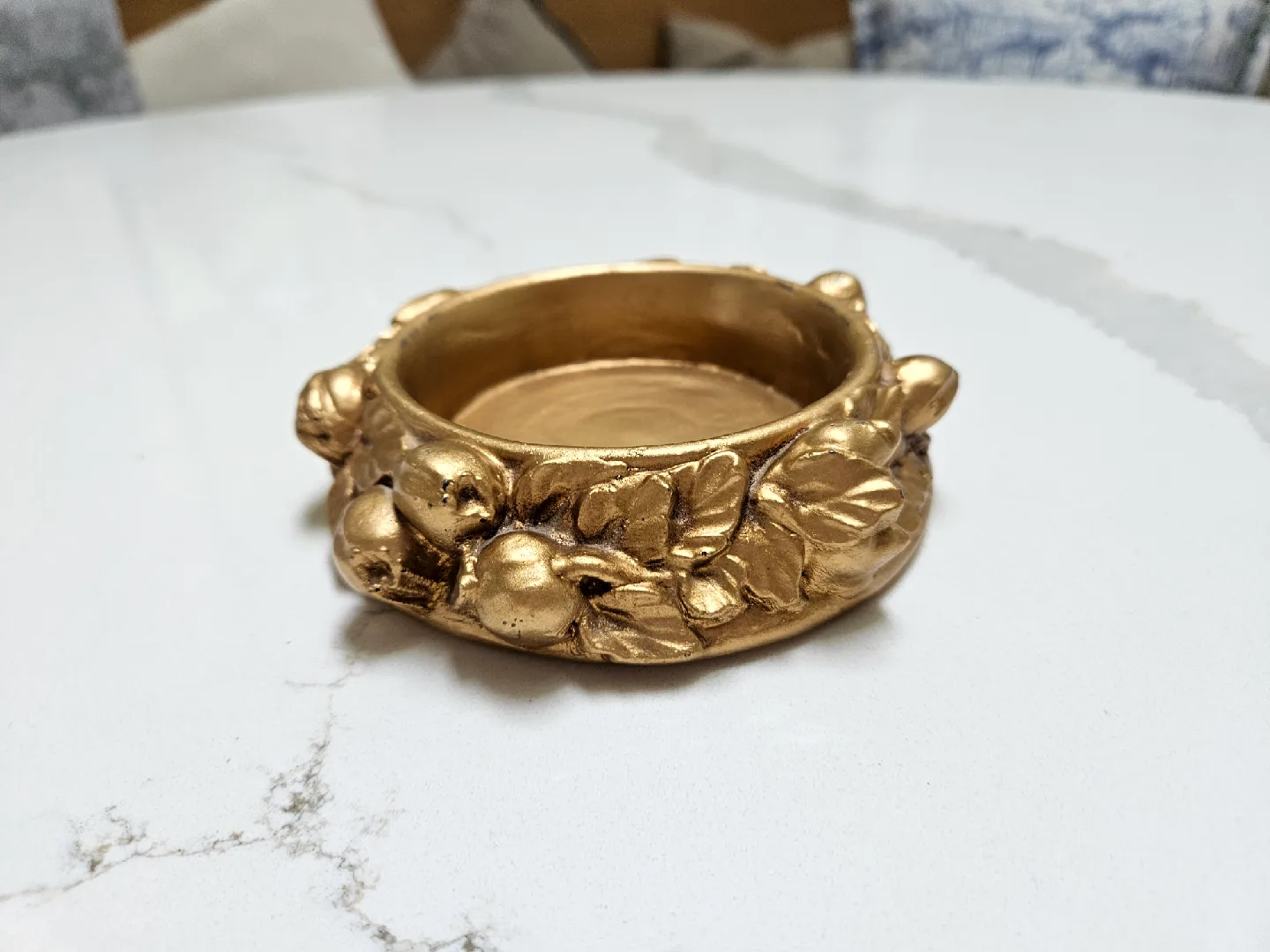 Ornate Gold Candle Holder Fruit and Leaves Stone image indicator(4)