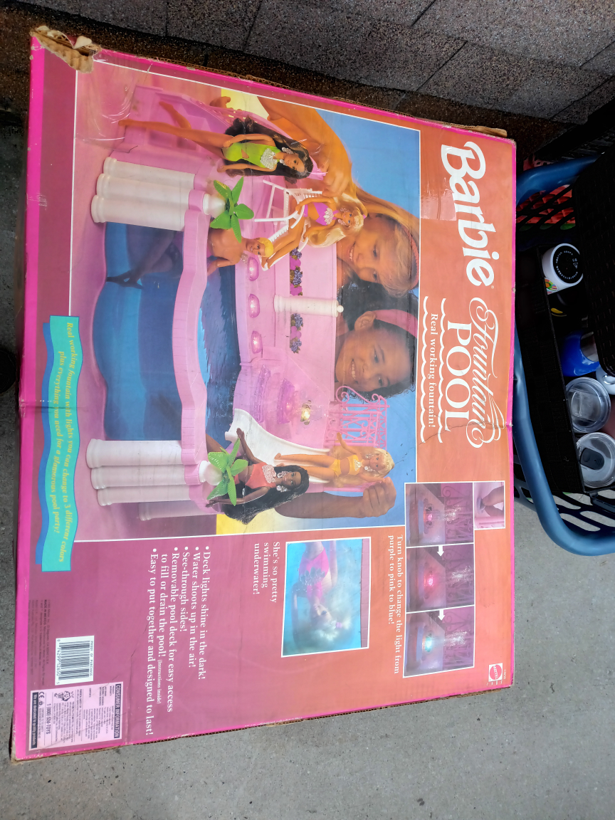 Vintage 1993 Barbie Fountain Pool - Real Working Fountain! - photo 4