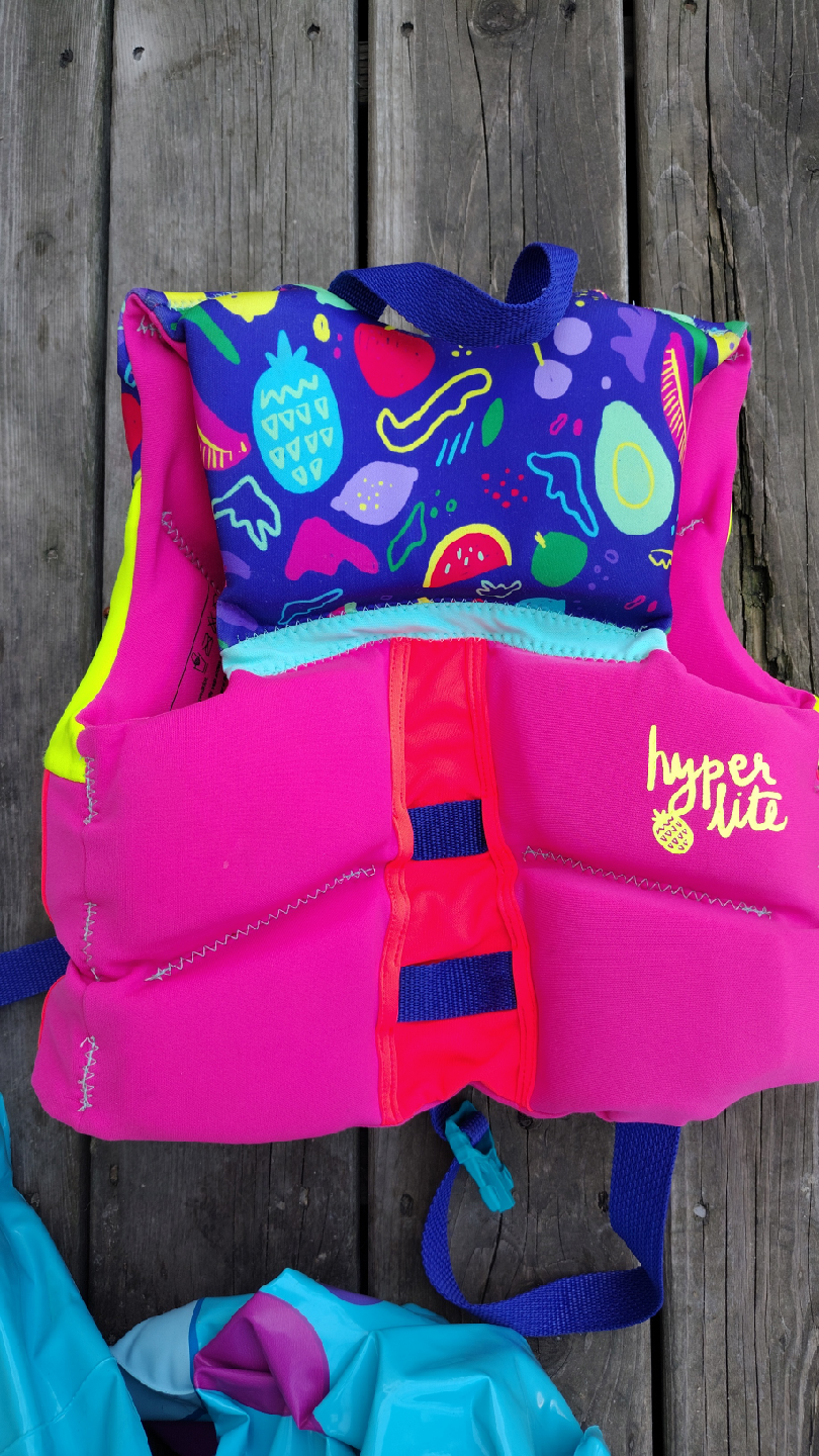 Hyperlite Kids Life Vest, kids toys, paw patrol bouncy castle - photo 3