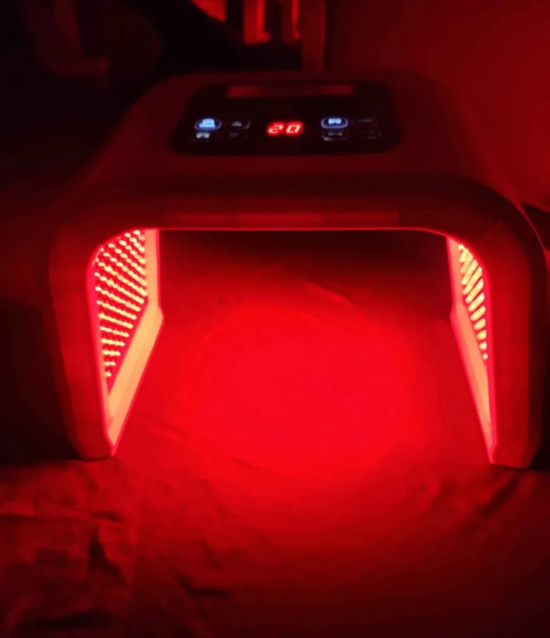 O'melon Omega Light LED Therapy Device image indicator(2)