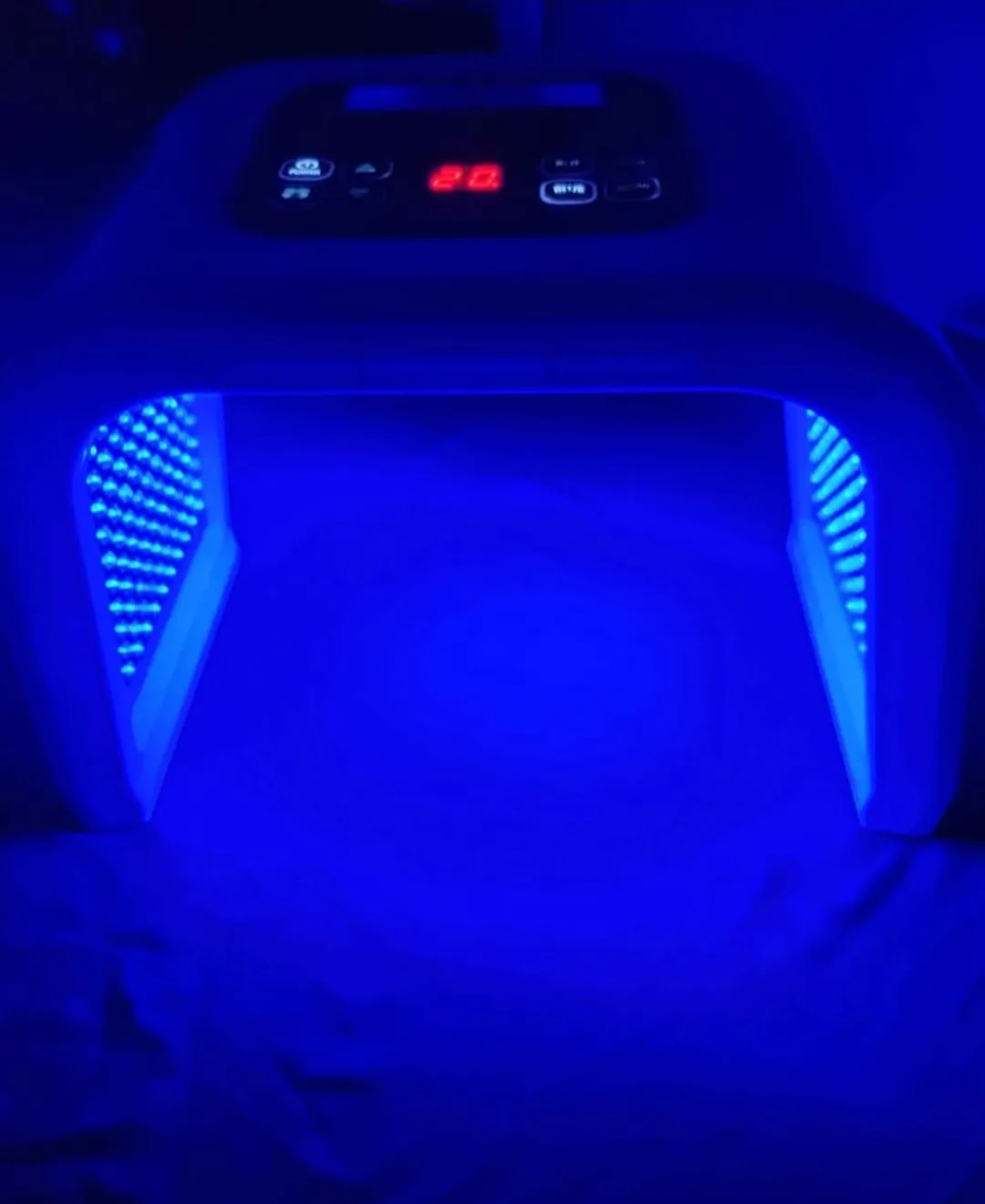 O'melon Omega Light LED Therapy Device image indicator(3)