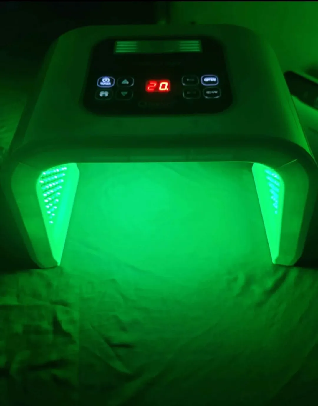 O'melon Omega Light LED Therapy Device image indicator(4)