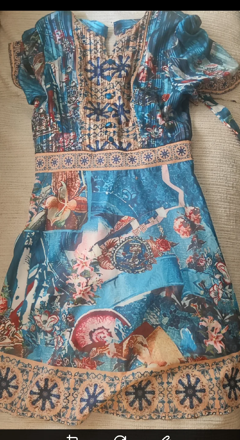 Patterned Dress Size S thumbnail