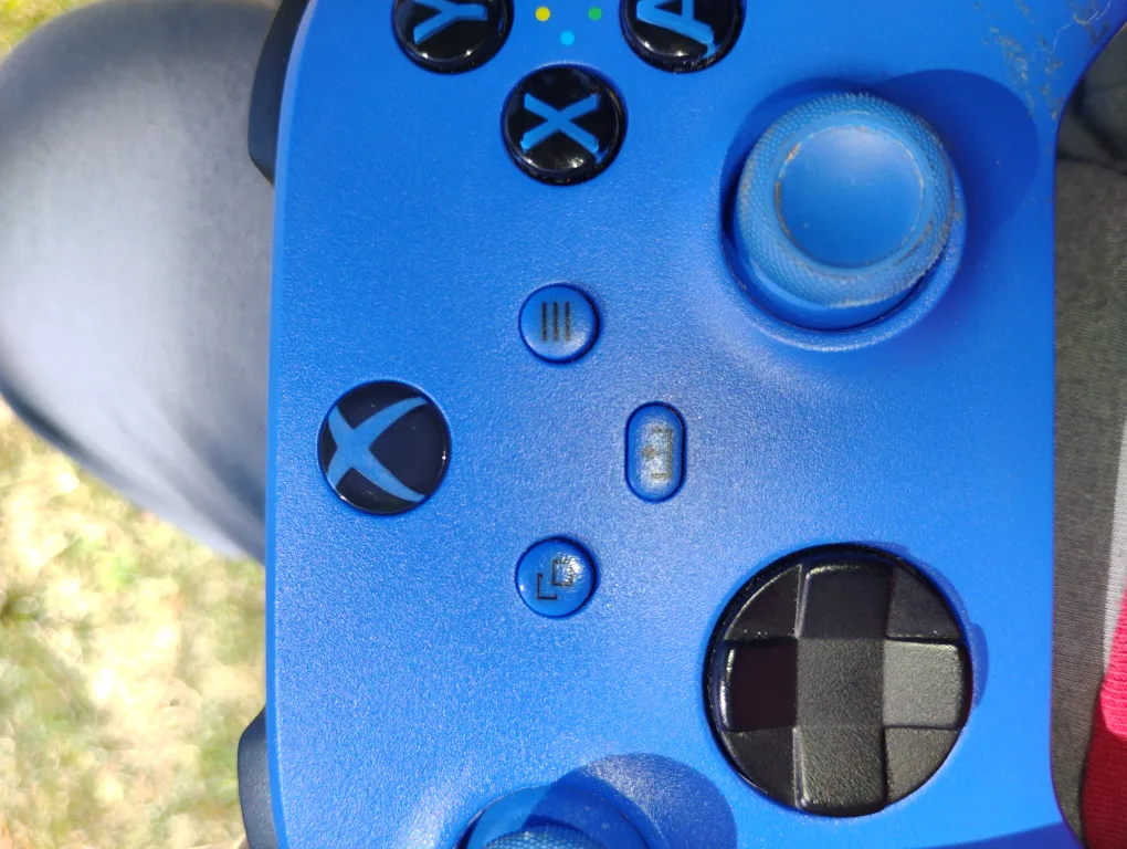 Xbox Series Controller - Blue thumbnail