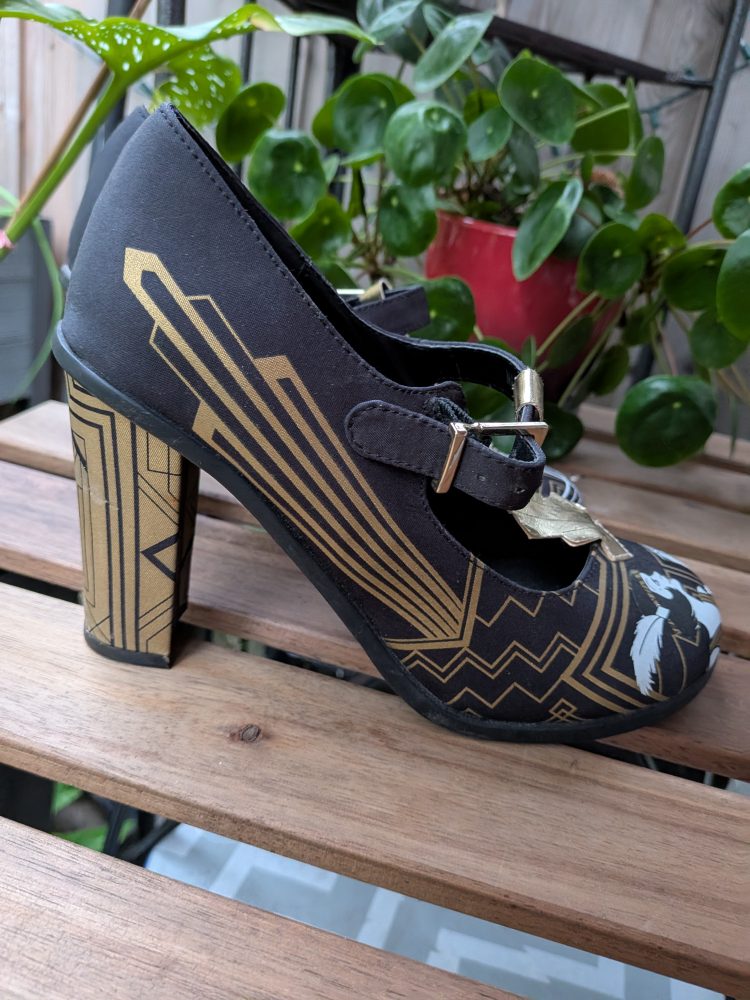 Hot Chocolate Design Art Deco Heels sz 6 - photo 3