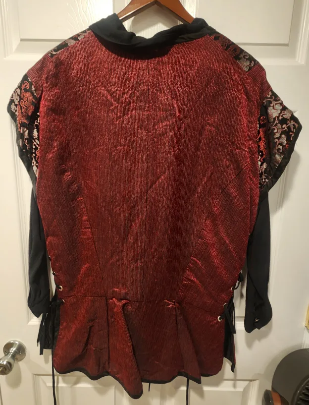 Red & Black Lace-Up Vest Brockade image indicator(2)