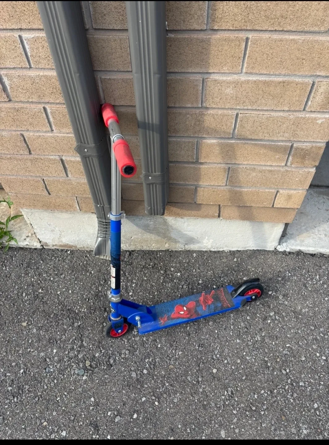 Spiderman Scooter - Blue & Red thumbnail