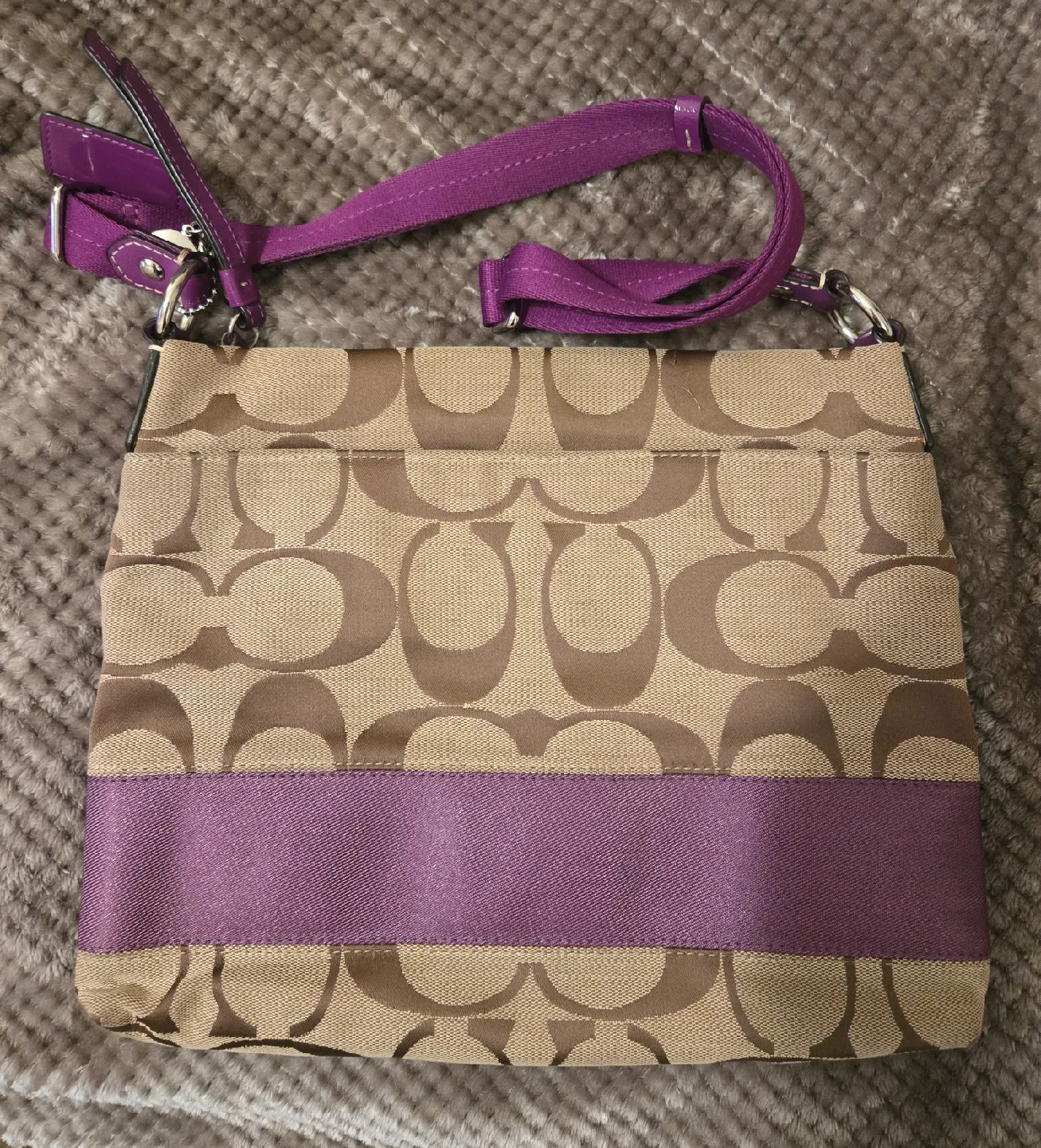 Coach Signature Purple Shoulder Bag image indicator(3)