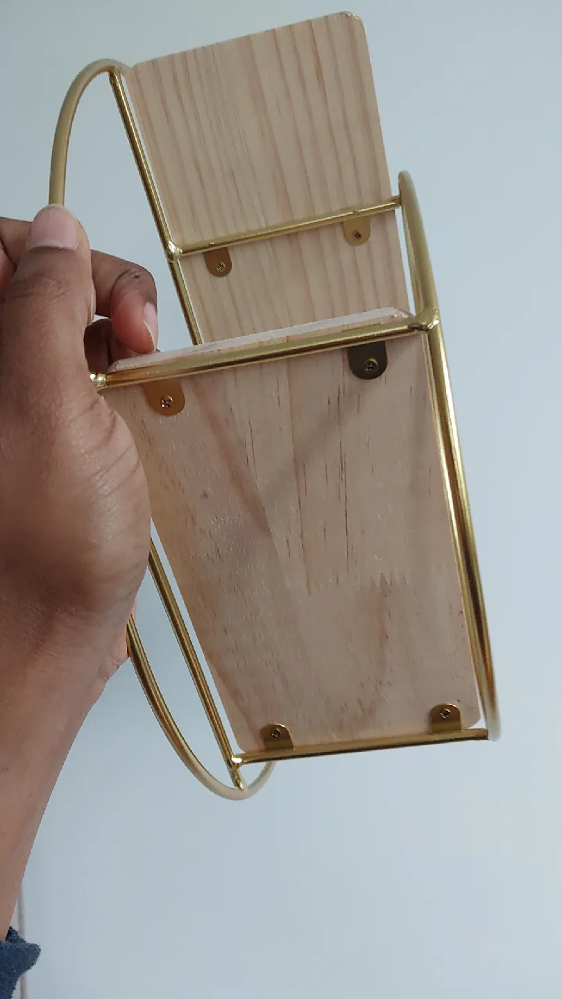 🥕BRAND NEW Gold Metal & Wood Round Wall Shelf🥕 image indicator(2)