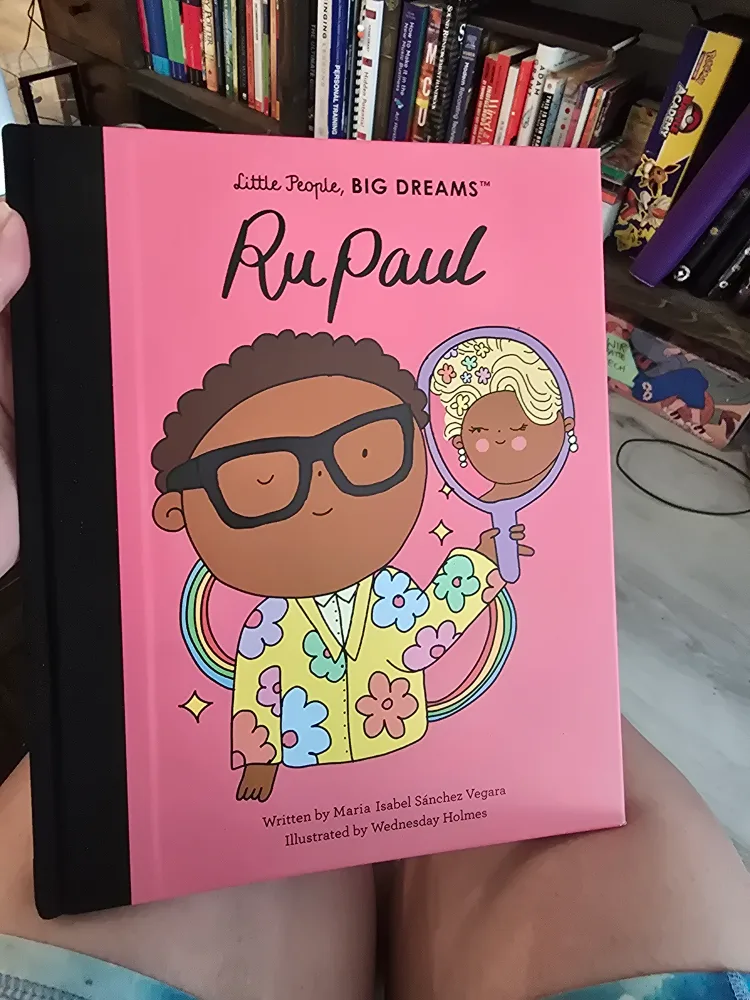 Little People, BIG DREAMS: RuPaul Book image indicator(2)