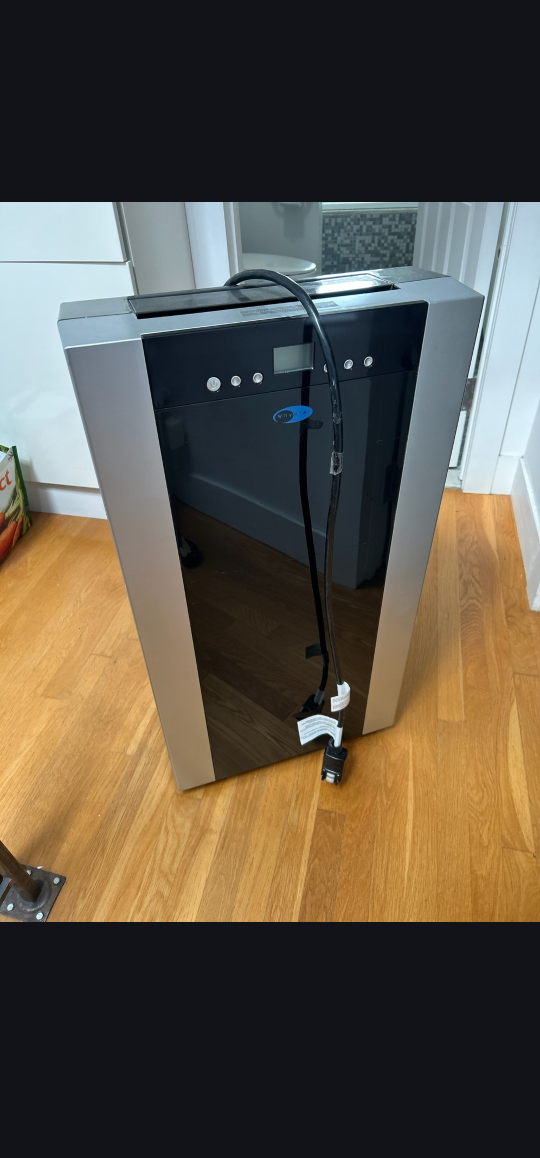 (Free Delivery) Whynter Elite Air Conditioner (Lost Remote) - photo 2