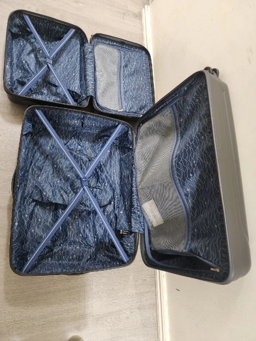 Carlton Luggage Set - 2 Piece image indicator(9)