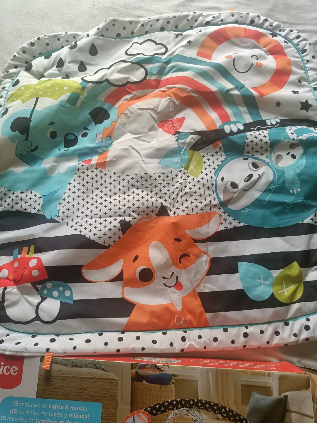 Fisher-Price 3-in-1 Music, Glow & Grow Gym image indicator(4)