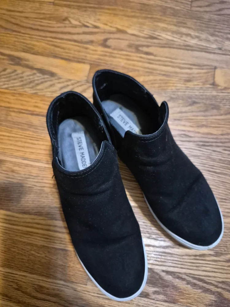 Steve Madden Black Suede Wedge Sneakers Size 8 thumbnail