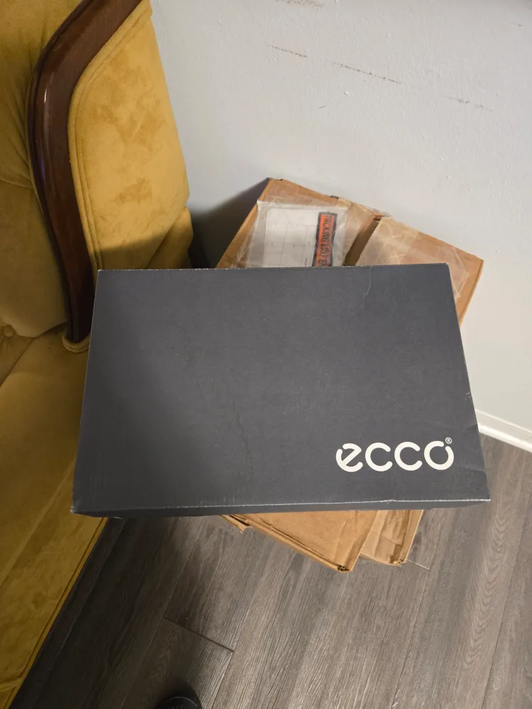 Ecco Leather High-Top Sneakers image indicator(5)