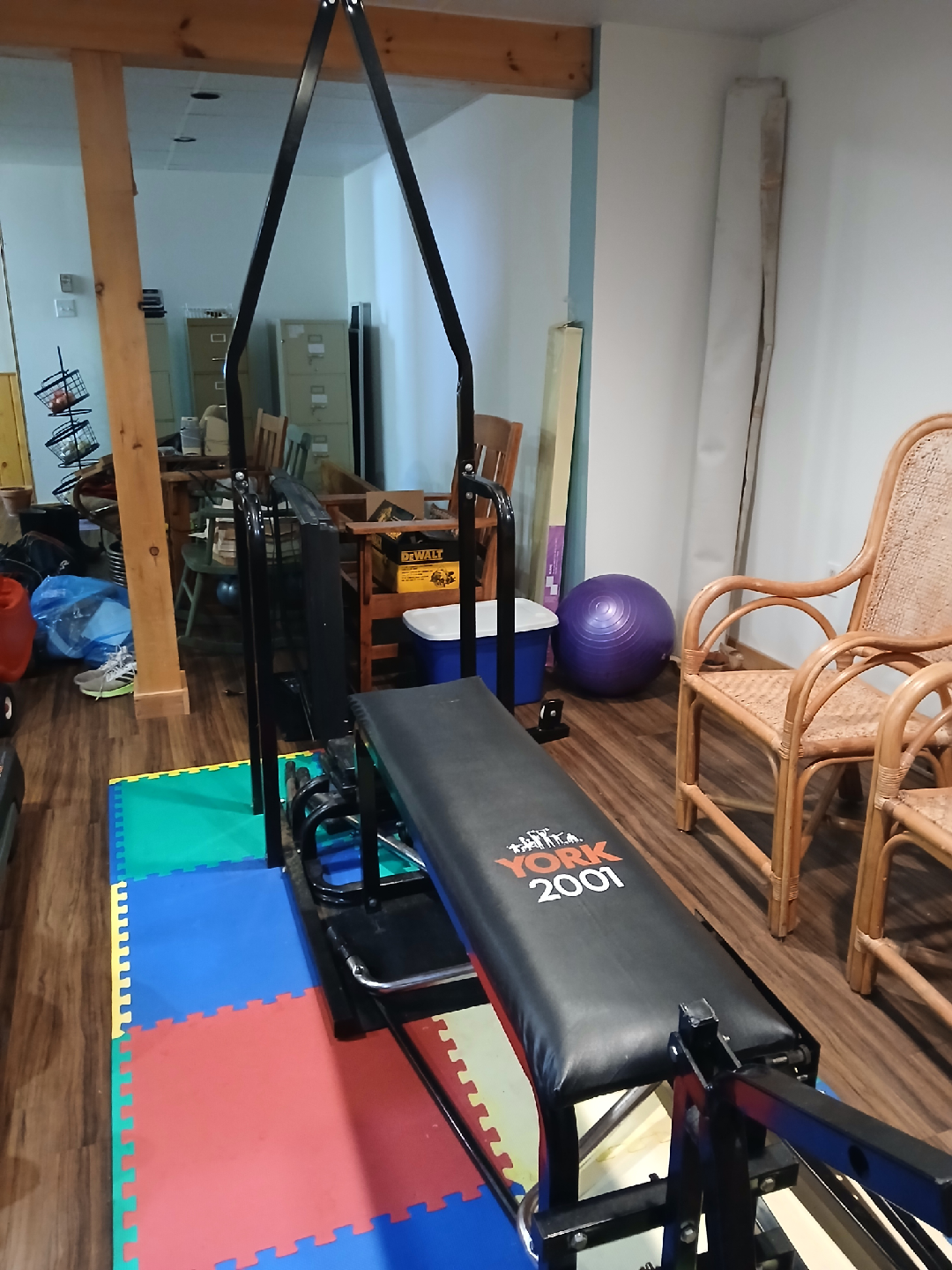 Free York 2001 Home Gym Fitness System (incomplete)