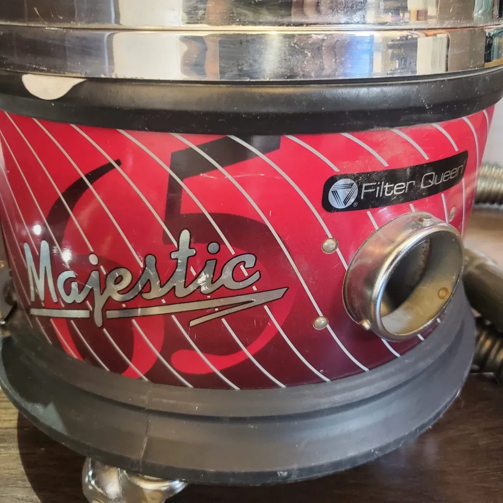 Filter Queen Majestic 65 Anniversary Vacuum image indicator(4)