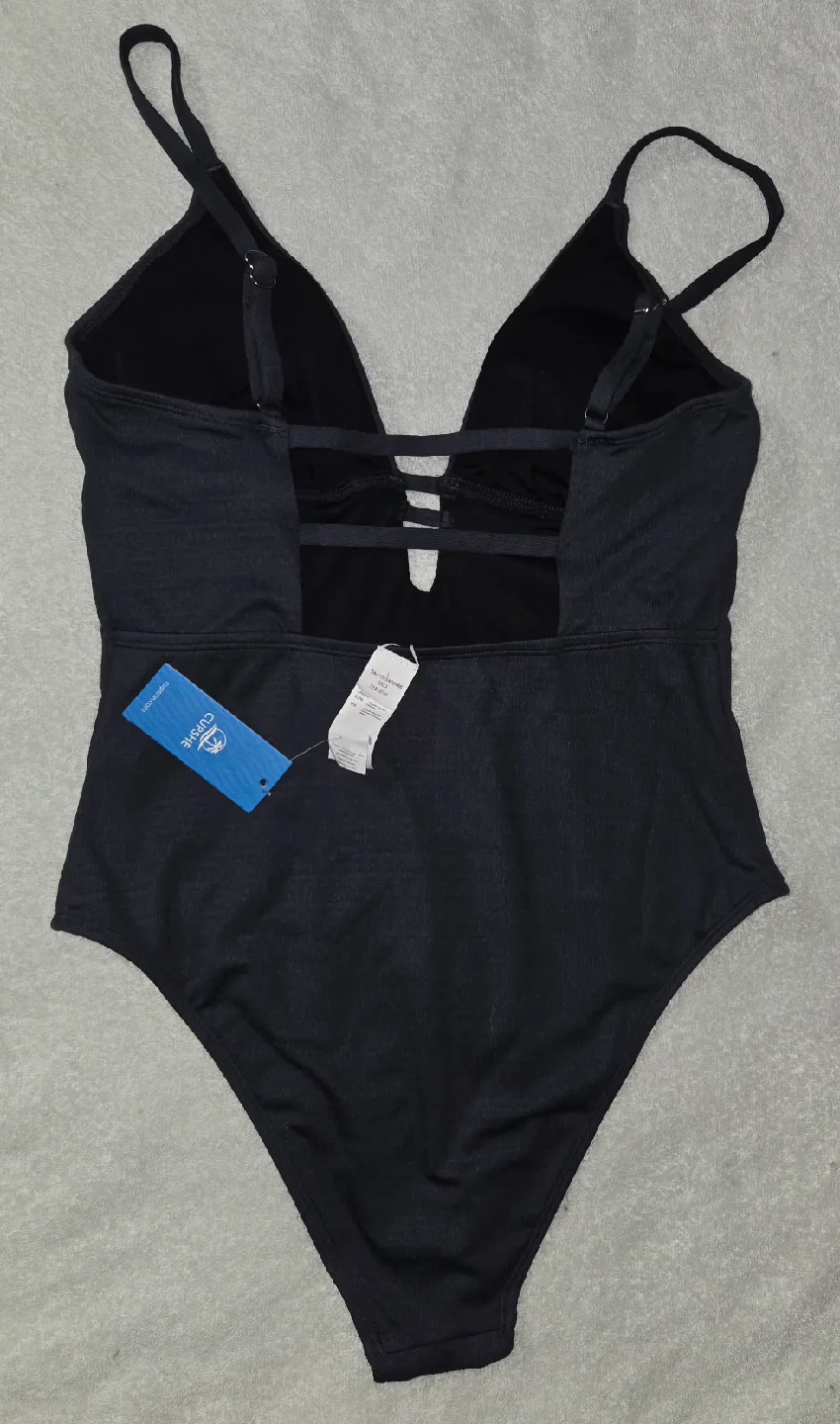 One Piece Swimsuit - Size L image indicator(3)