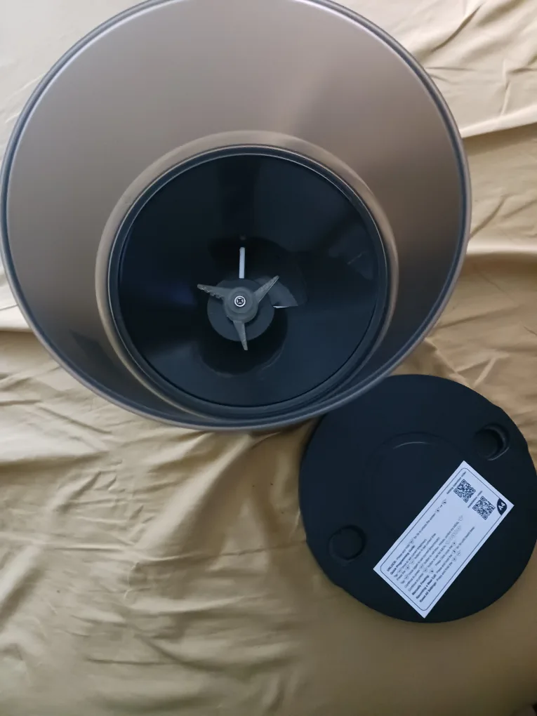 Automatic Pet Food Dispenser image indicator(2)