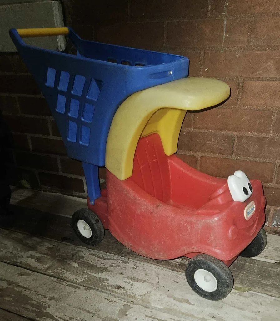 Little Tikes Cozy Shopping Cart Ride-On image indicator(2)