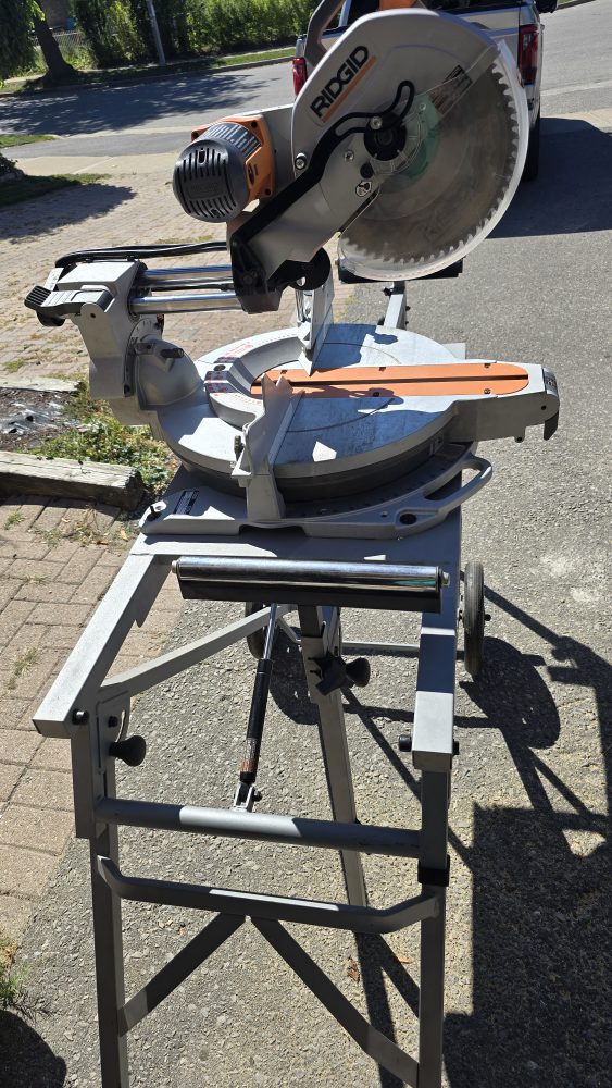 Ridgid 12-in. Dual Bevel Miter Saw with Stand