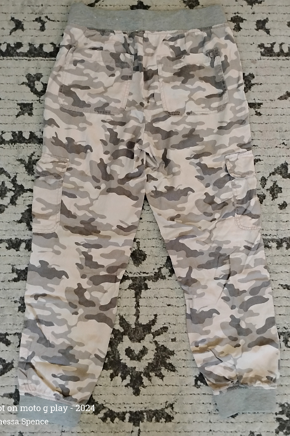 American Eagle Camo Cargo Pants - Size S - photo 4