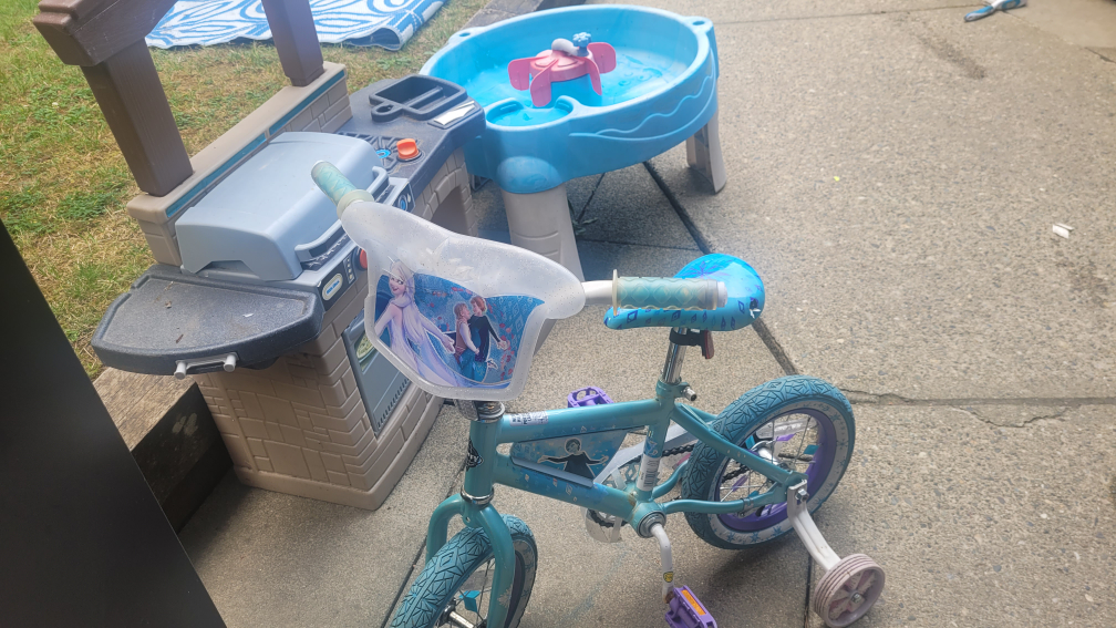 Disney Frozen Kids Bike - photo 2