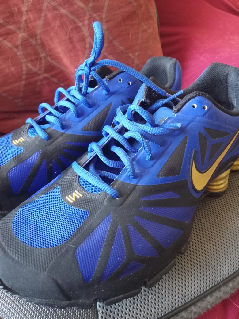 Nike Shox Running Shoes - Blue & Black image indicator(9)