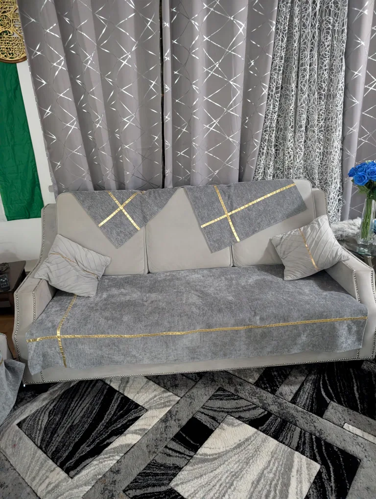 Home Decor Items: Rug, Curtains, and Coffee Table image indicator(9)