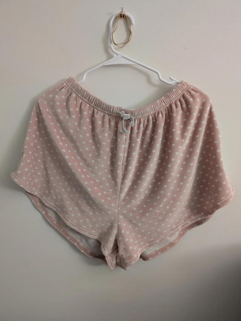XXL Pink Heart Pajama Shorts Fluffy material Lounge Shorts thumbnail