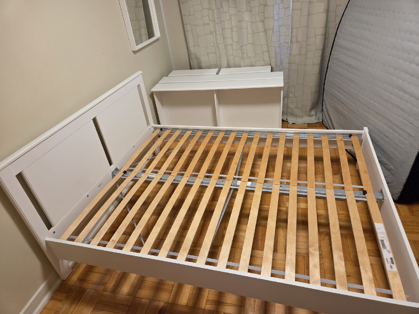 SONGESAND Queen Bed Frame with 4 Storage – Like New (White) - photo 3