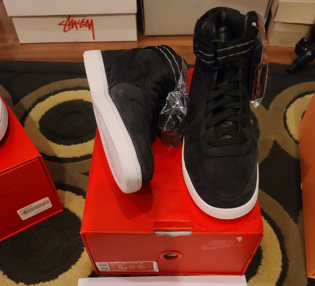 nike x john Elliott vandal size 11